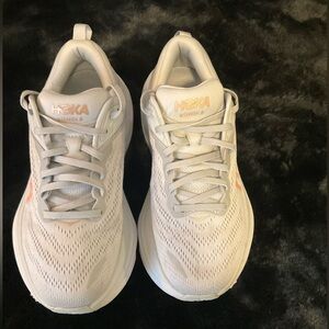 Hoka W BONDI Running Shoes